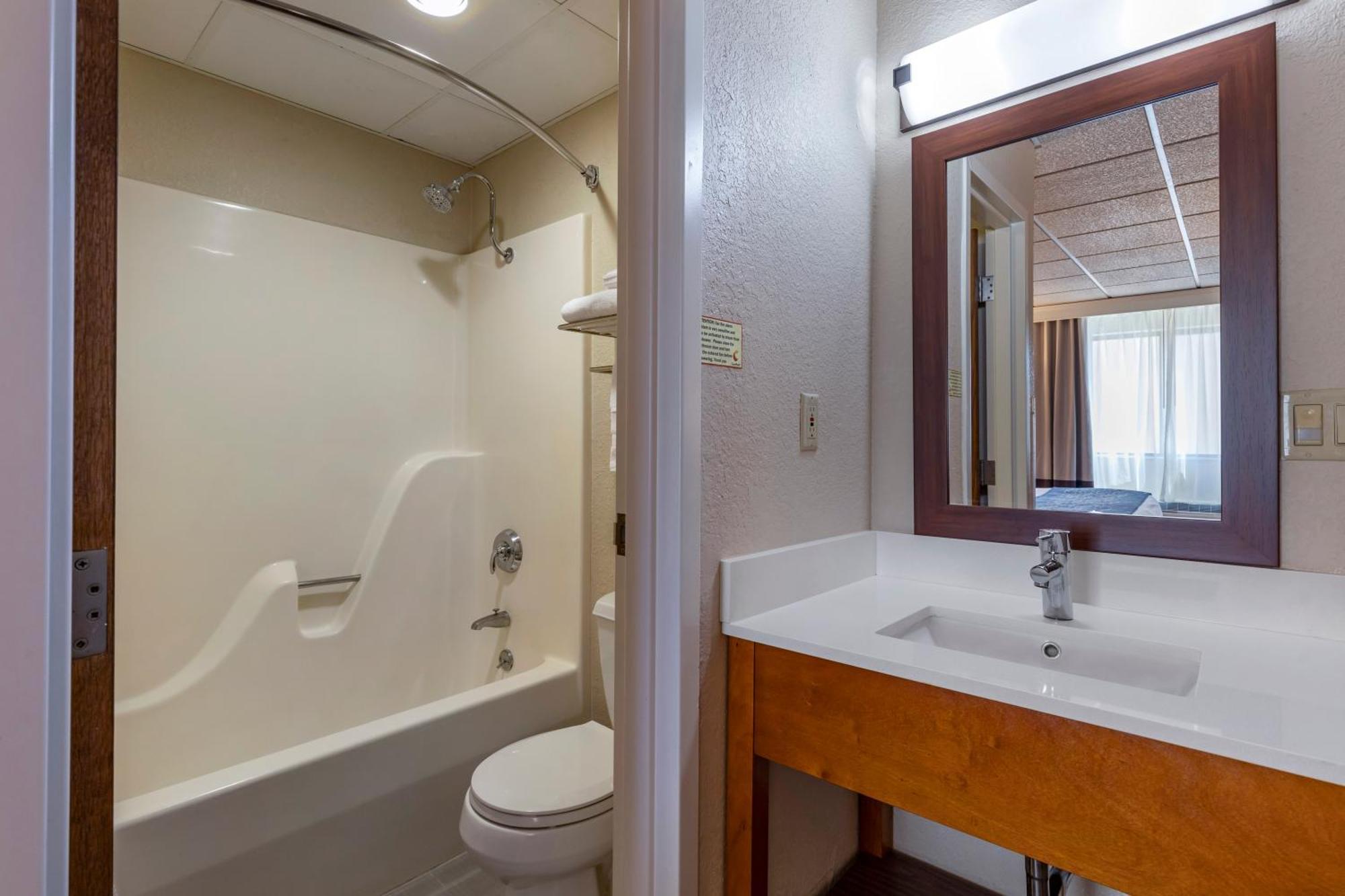 Comfort Inn & Suites Gateway To Glacier National Park Shelby Zewnętrze zdjęcie